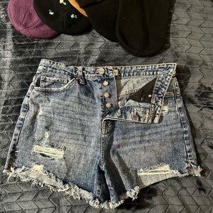Mom Fit Denim Distressed Women’s Shorts with a Raw Hem and Button-up Closure